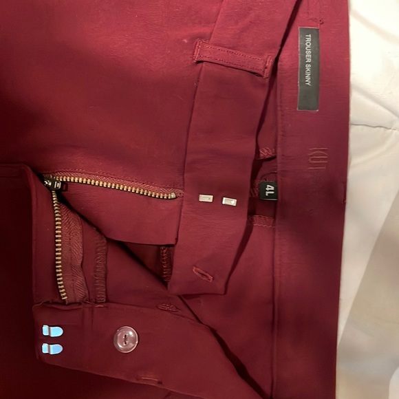 Kut from the Kloth maroon trouser skinny pants size 4L. - Picture 5 of 12